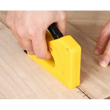 Сшиватель DL238002 мебельный пластиковый Deli-3