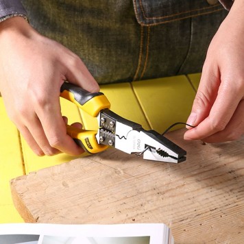 Плоскогубцы DL100008 многофункциональные 215 мм Deli-3