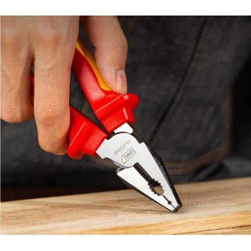 Плоскогубцы DL512006 диэлектрические до 1000В, 160 мм Deli-5