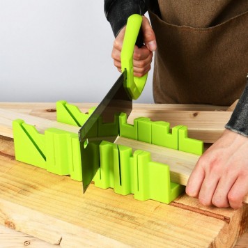 Стусло DL580900 с пилой 300 мм Deli-3