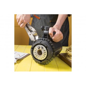 Клещи DL20018 зажимные цепные с фиксатором, 253х450мм, Deli-1