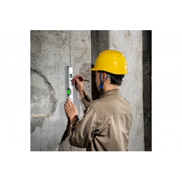 Уровень DL700400B строительный магнитный 3 глазка, 400мм, Deli-3