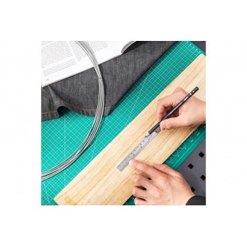 Линейка DL8015Y стальная 150мм, Deli-4