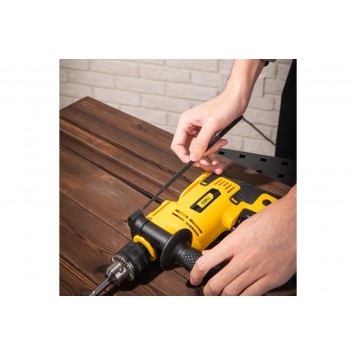 Дрель DL-CZ13-E1 электрическая ударная 650 Вт, ключевой патрон 13 мм DELI-6