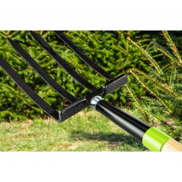 Вилы 15G041 садовые, 4-рогие VERTO-3