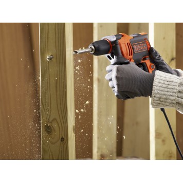 Дрель BEH550-QS ударная Omega, 550 Вт, быстрозажимной патрон 13 мм BLACK+DECKER-3