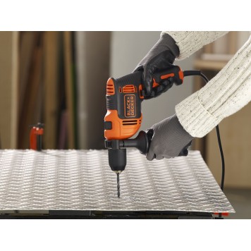 Дрель BEH550-QS ударная Omega, 550 Вт, быстрозажимной патрон 13 мм BLACK+DECKER-5