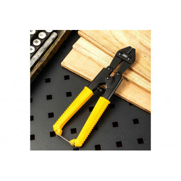 Ножницы DL2685C 200мм для прутов прорезиненная ручка 0-3мм Deli-1