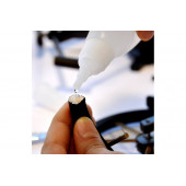 Клей 705 экспресс для МДФ и дерева (100 г клей+400 мл активатор) AKFIX