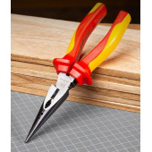 Плоскогубцы DL512108 диэлектрические до 1000В, удлиненные (тонкогубцы) 200 мм Deli