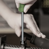 Отвёртка шлицевая HT1055L "Home Series Green" двухсторонняя SL5+PH1х100 мм Deli