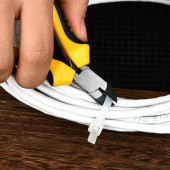 Набор DL103201-3 мини-плоскогубцев (комбинированные 115мм, удлиненный 125мм бокорезы 110мм) Deli