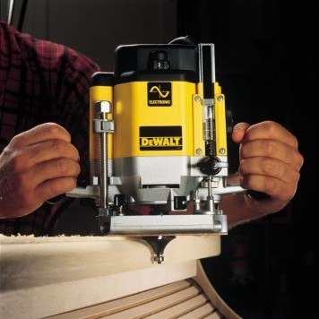 Фрезер DW625E-QS 2000 Вт DEWALT-7