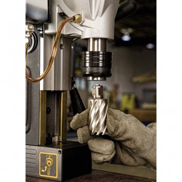 Станок DWE1622K-QS сверлильный магнитный 1200 Вт DeWALT-4