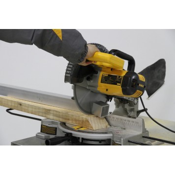 Пила DW714-KS торцовочная 1600 Вт, 254 мм DEWALT-2