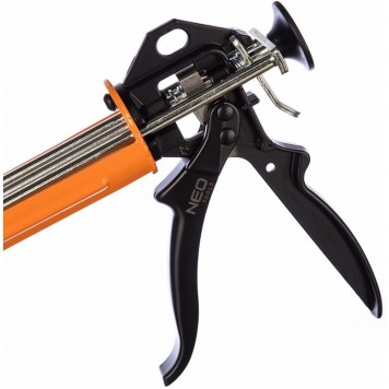 Пистолет 61-004 для силикона 240 мм NEO-2