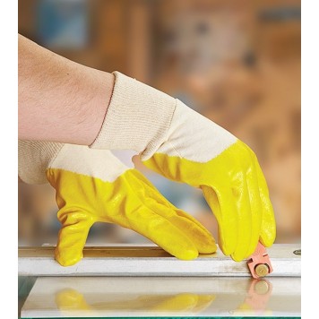 Перчатки нитрил жёлтые (неполный облив)-2
