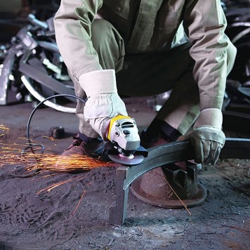 Угловая шлифмашинка SG7115-RU 750 Вт, 115 мм STАNLEY-4