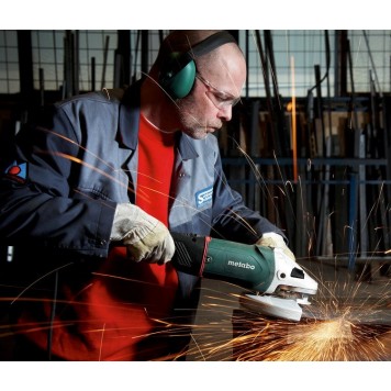 Угловая шлифмашинка WE 22-180 MVT (606463000) 2200 Вт, 180 мм METABO-1