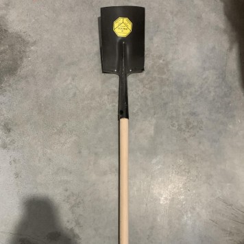 Лопата 15A040 прямая штыковая, деревянная рукоятка ТОРЕХ-1