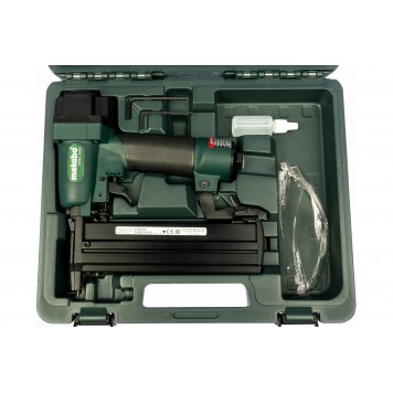 Пневмогвозде/скобозабиватель DKNG 40/50 (601562500) METABO-3
