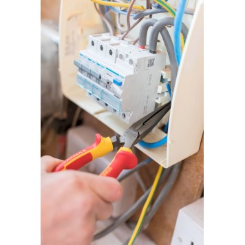 Тонкогубцы 0-84-007 удлинённые диэлектрические 1000В, 200 мм STАNLEY-5