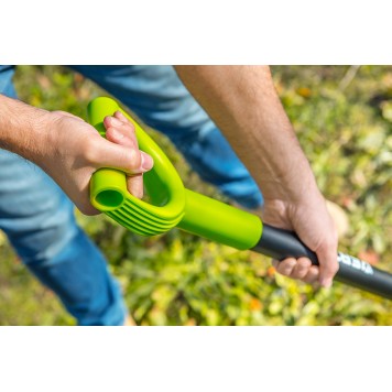 Лопата 15G010 заостренный штык, металлический черенок VERTO-2