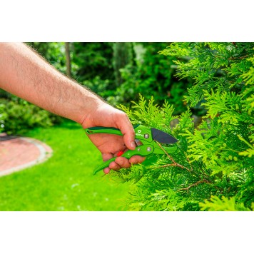 Секатор 15G205 контактный 190 мм, диаметр резки 20 мм VERTO-2